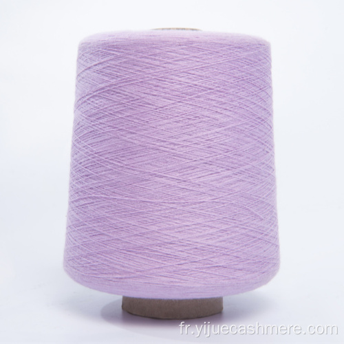 Tricoter le fil de cachemire pur à tricot pour un châle écharpe